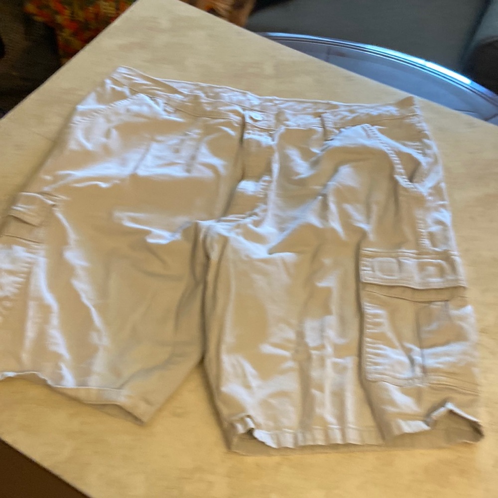 Wrangler cargo shorts